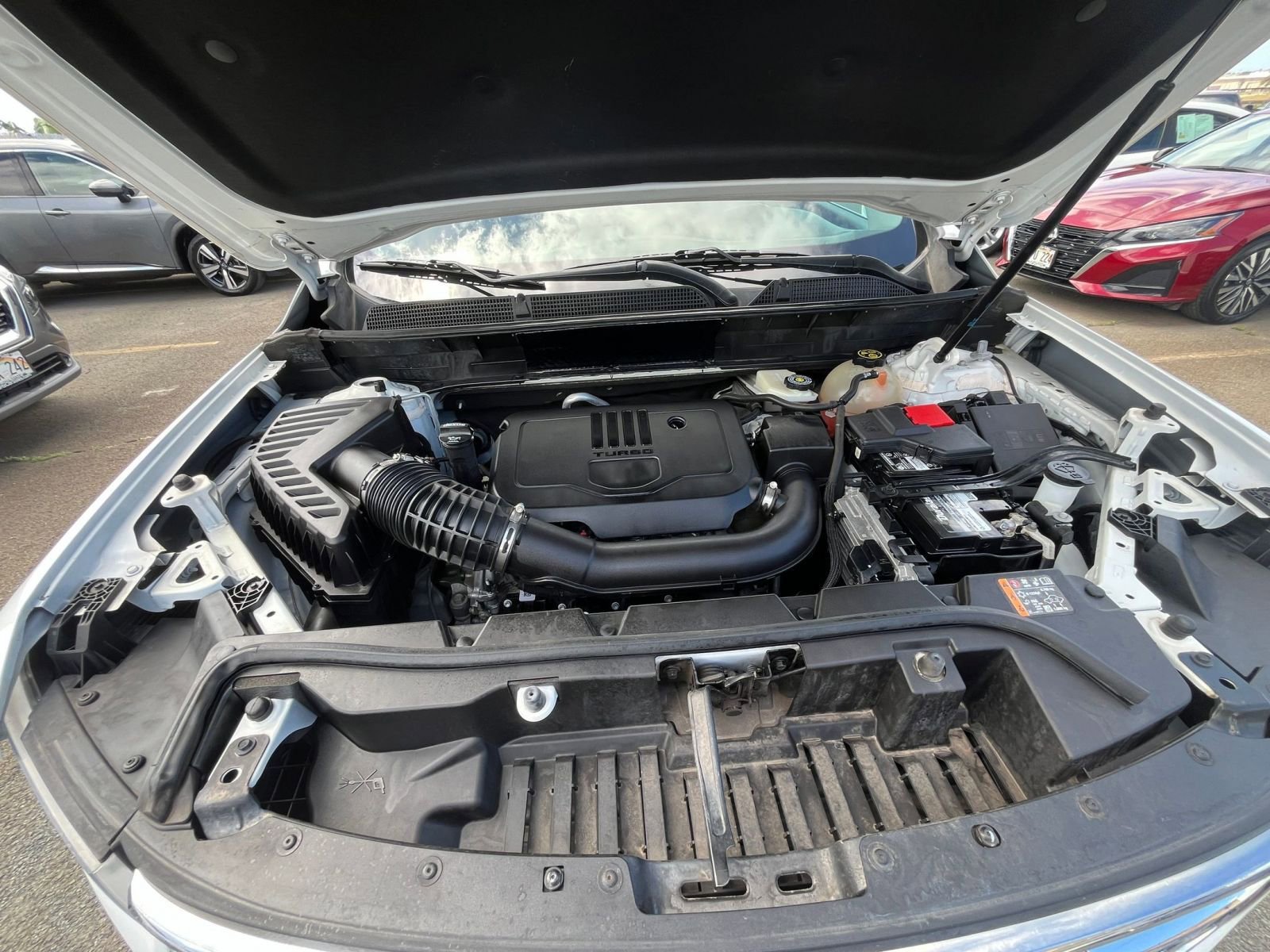 Used 2023 GMC Acadia SLT image 34