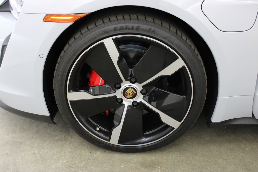 New 2024 Porsche Taycan 4S image 13