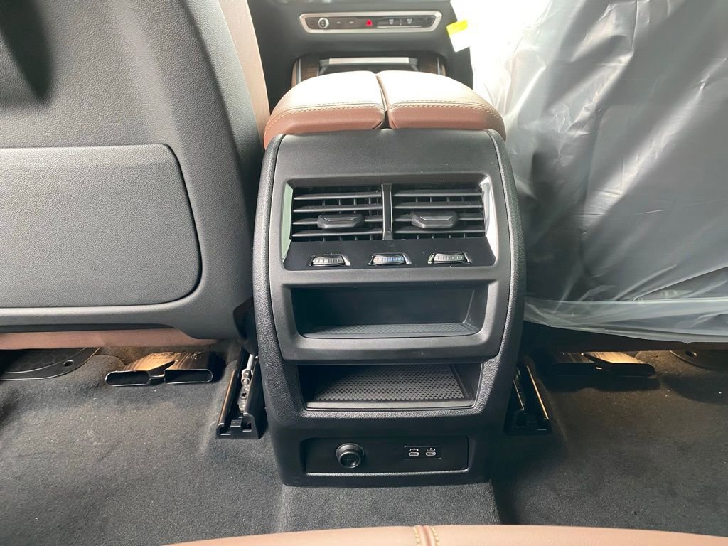 New 2026 BMW X5 xDrive40i AWD/4WD image 8