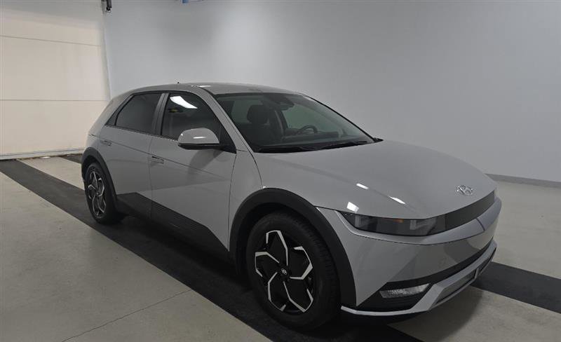 Used 2024 Hyundai Ioniq 5 SEL image 3