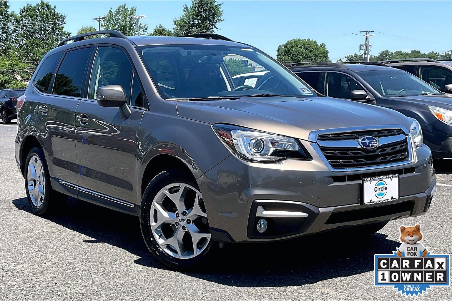 Used 2017 Subaru Forester 2.5i Touring AWD/4WD image 2