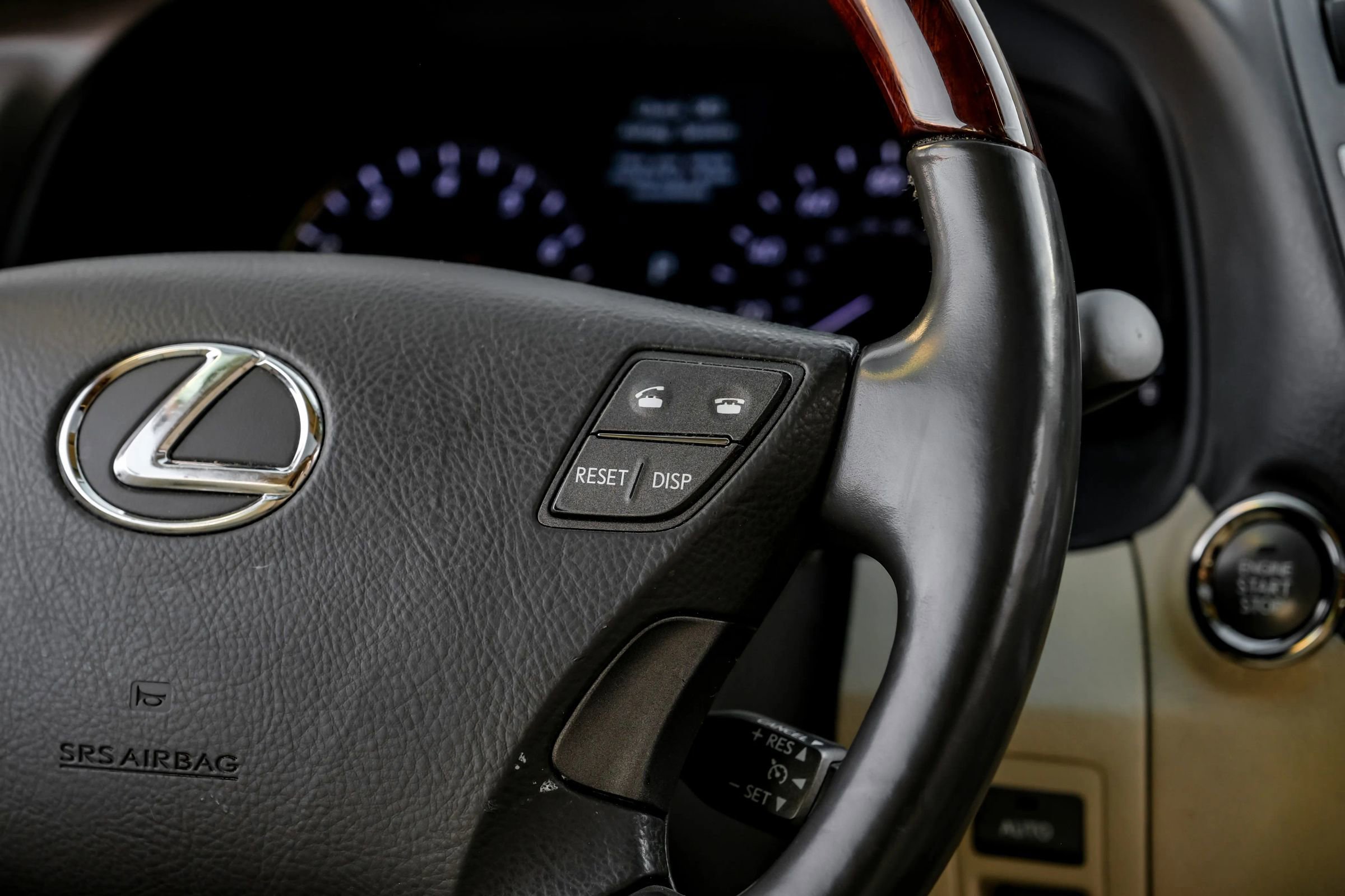 Used 2012 Lexus LS 460 image 17