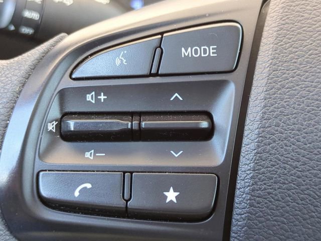 Certified 2023 Hyundai Venue SE FWD image 79
