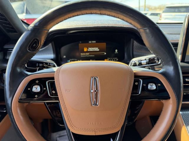 Used 2023 Lincoln Aviator Black Label w/ Jet Package image 28