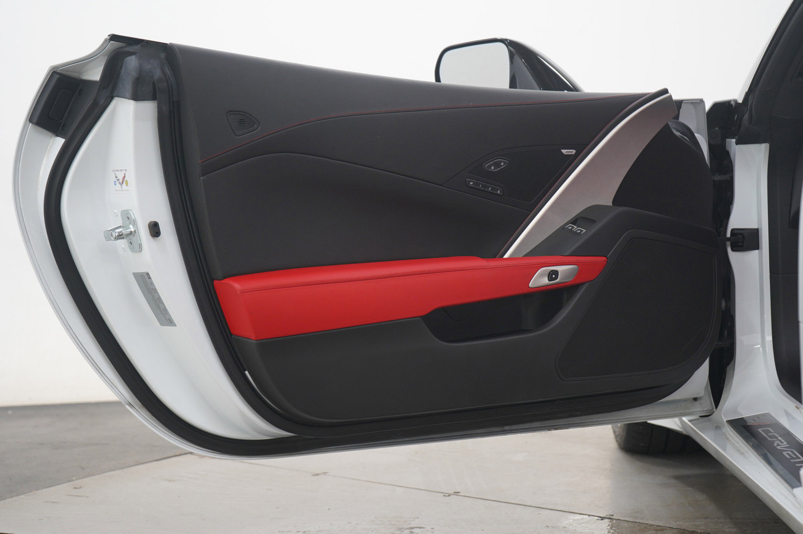 Used 2015 Chevrolet Corvette Stingray Coupe w/ 2LT Preferred Equipment Group image 13