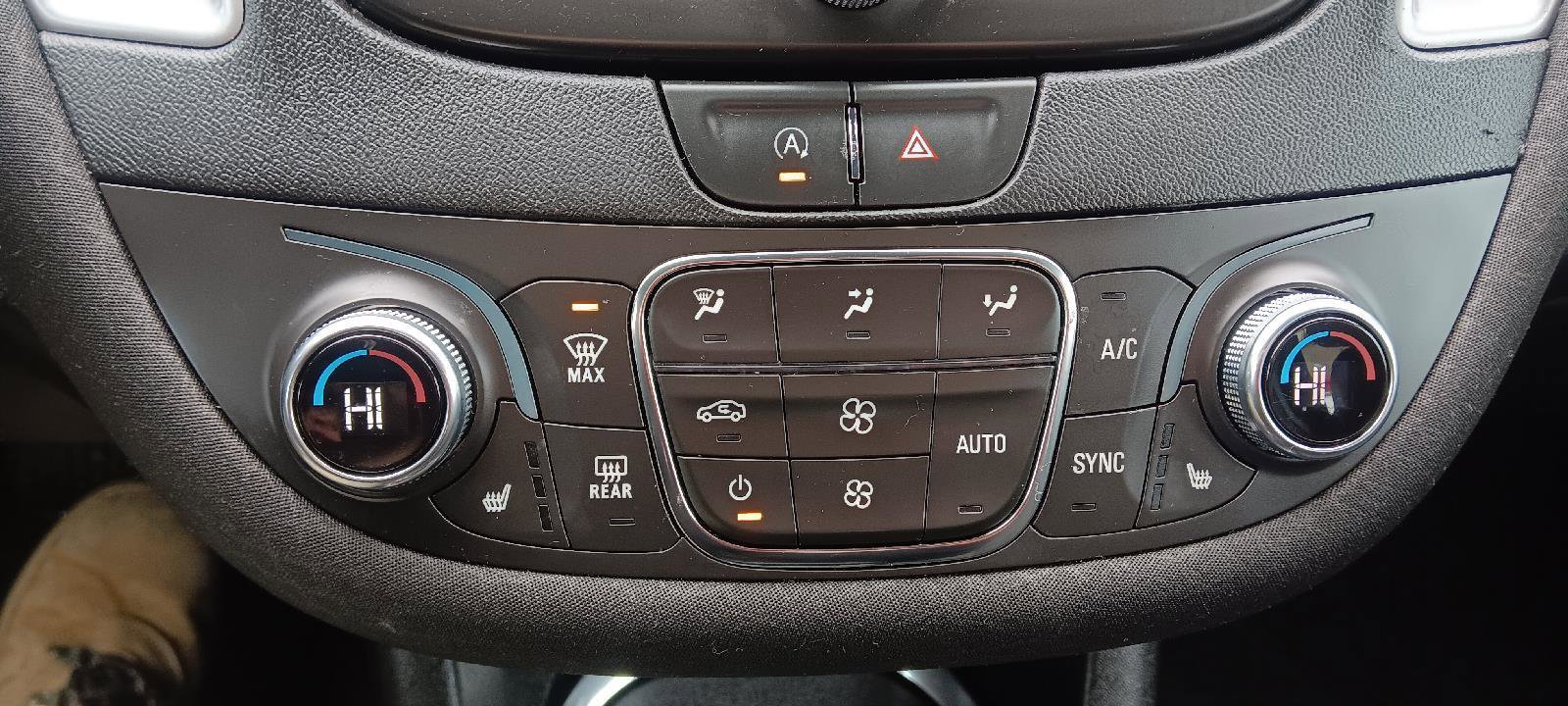 Used 2022 Chevrolet Malibu LT image 20