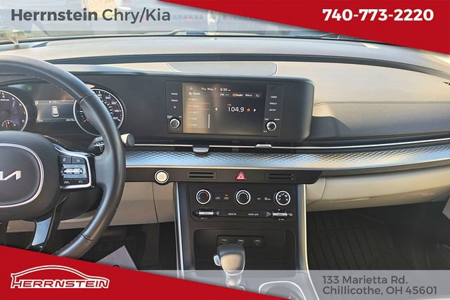 Used 2024 Kia Carnival LX FWD image 9