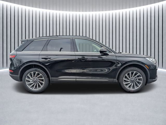 New 2026 Lincoln Corsair Reserve image 2