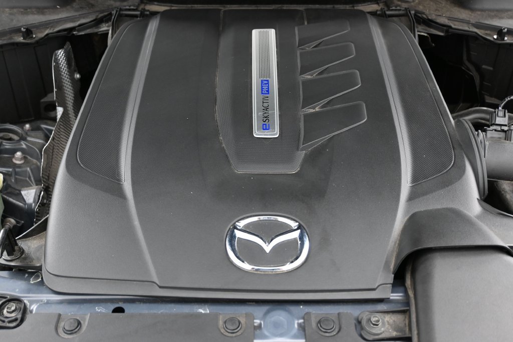 Used 2025 MAZDA CX-70 Plug-In Hybrid w/ Premium Plus AWD/4WD image 47