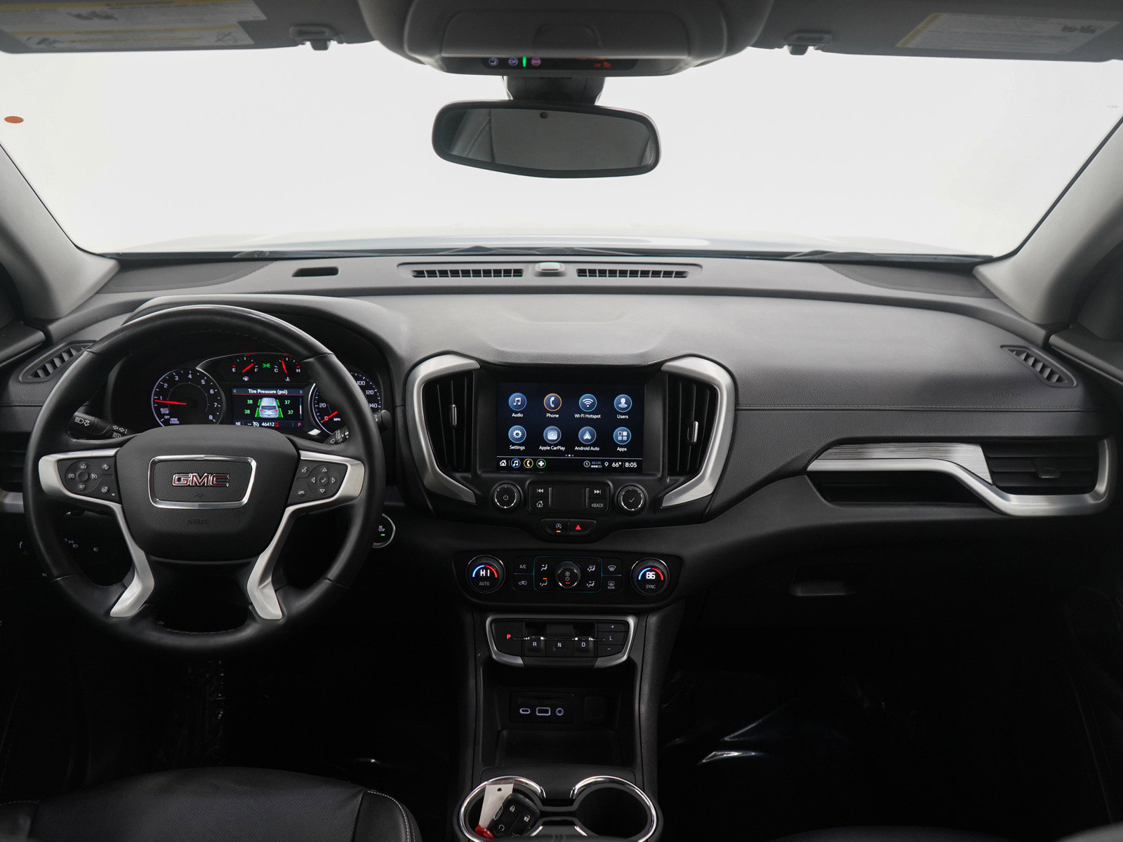 Used 2024 GMC Terrain SLT image 13