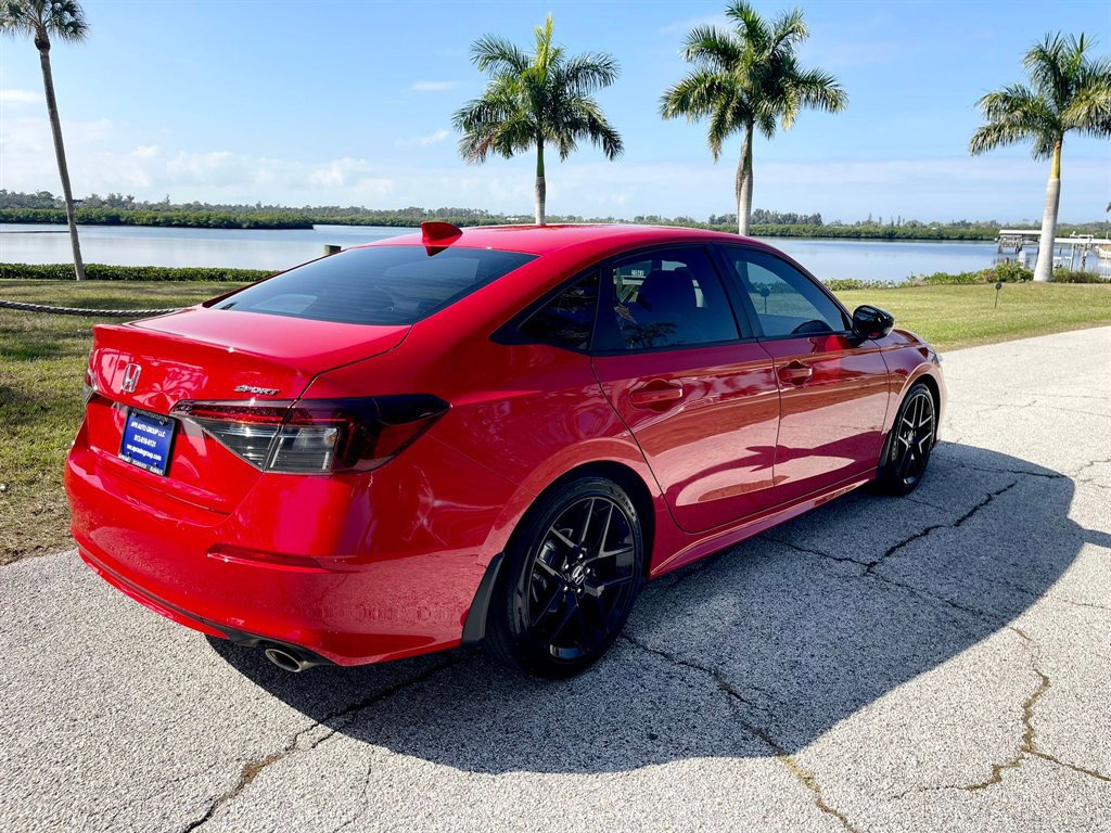Used 2022 Honda Civic Sport image 5