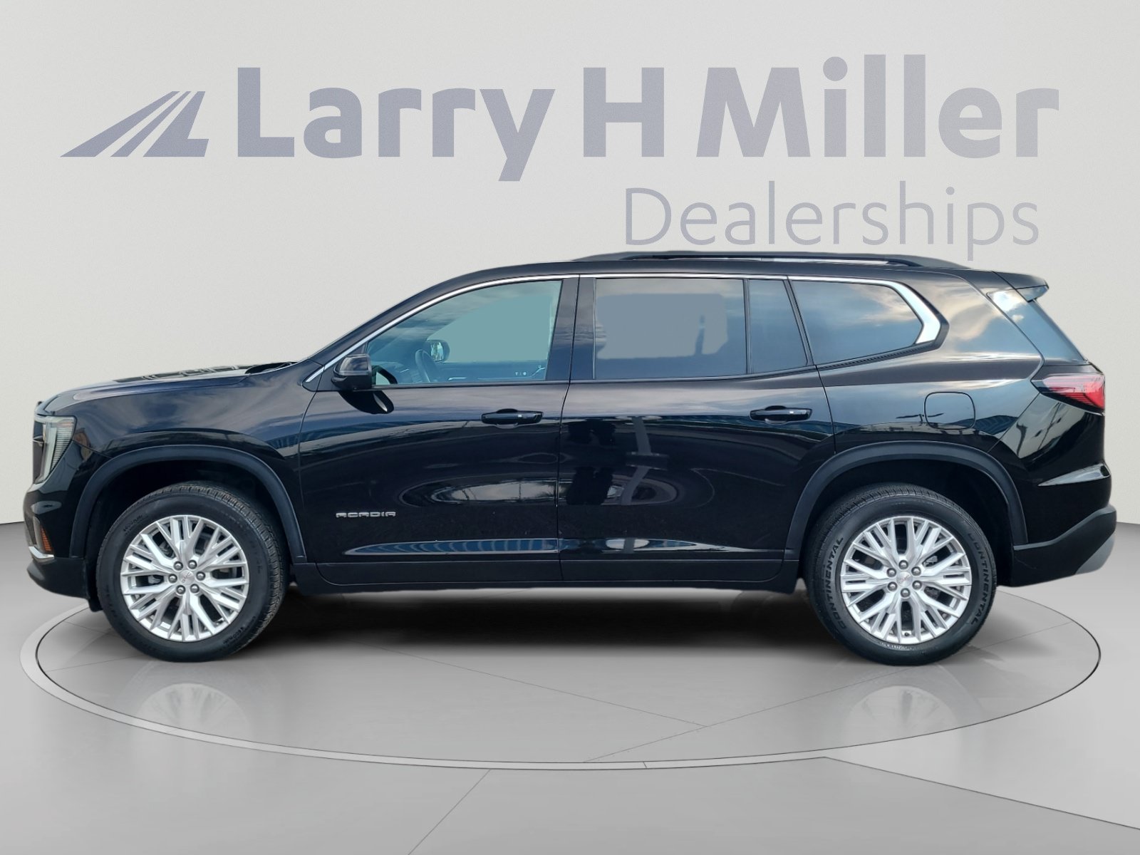 Used 2024 GMC Acadia Elevation FWD image 2