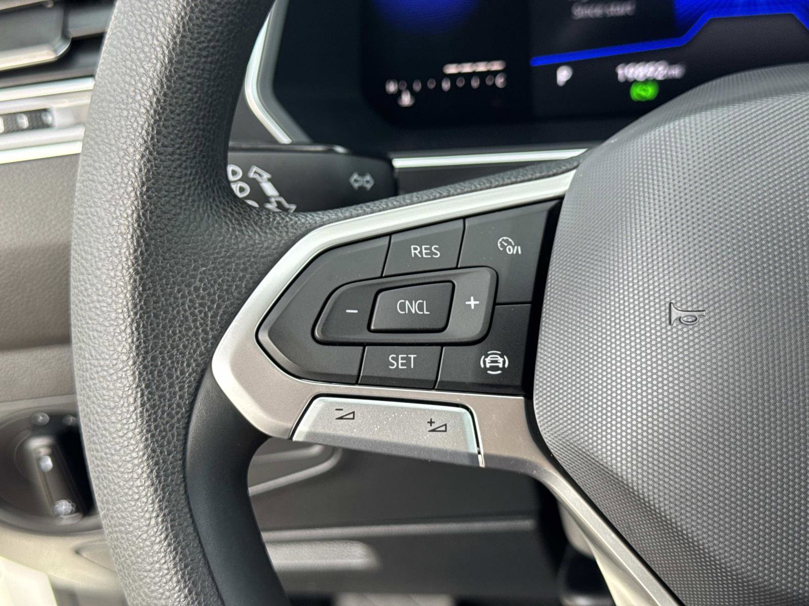 Certified 2023 Volkswagen Tiguan S image 11