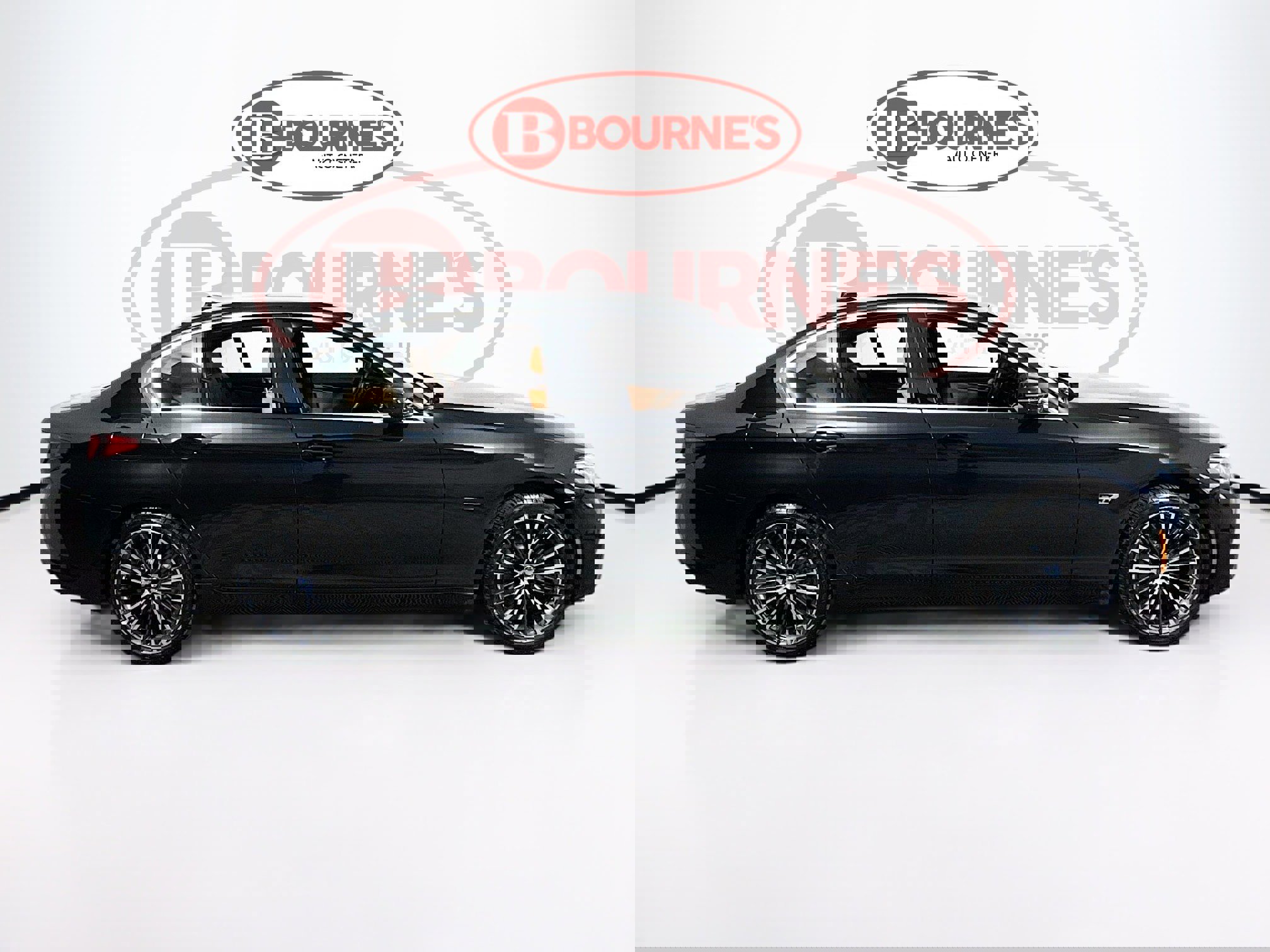 Used 2023 BMW 530e xDrive w/ Premium Package image 13