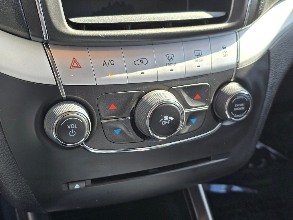 Used 2013 Dodge Journey SXT w/ Flexible Seating Group AWD/4WD image 9