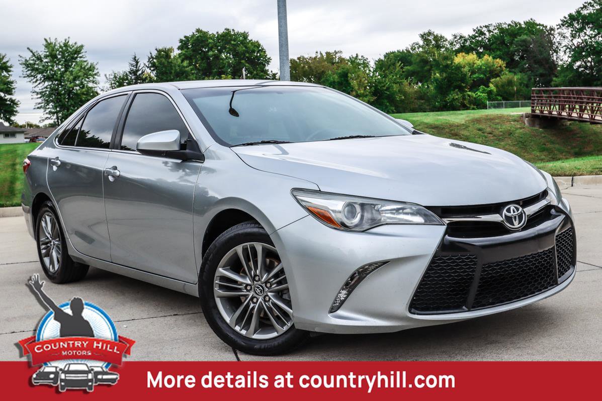 Used 2017 Toyota Camry SE