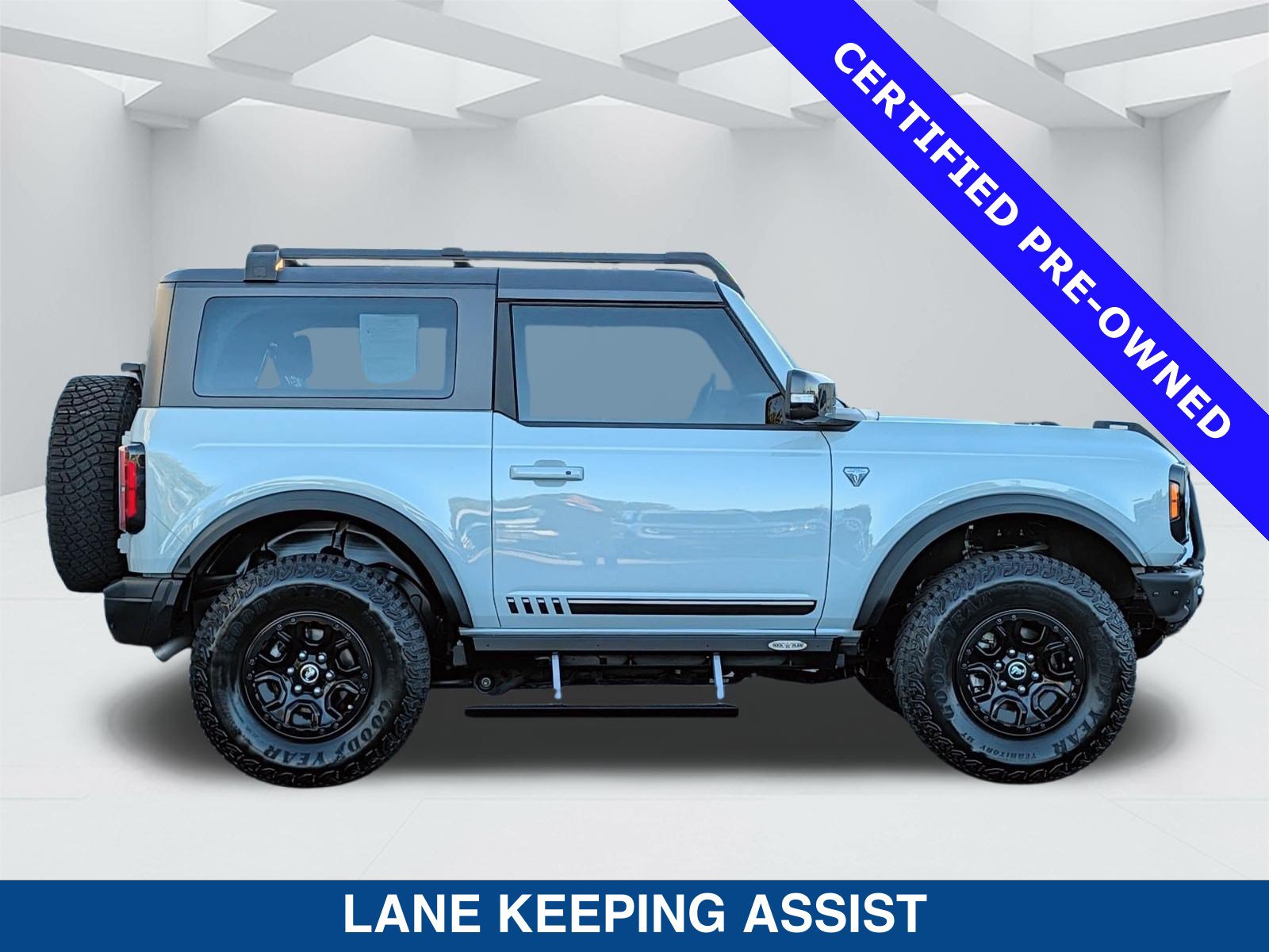 Certified 2021 Ford Bronco First Edition AWD/4WD image 4