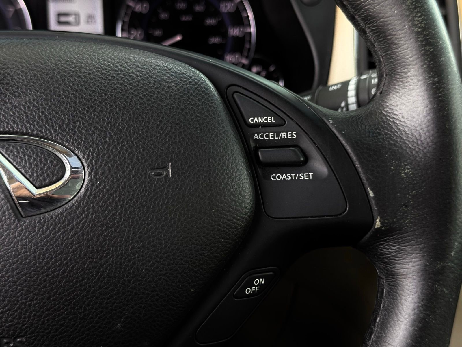 Used 2016 INFINITI QX50 2WD w/ Premium Plus Package image 38