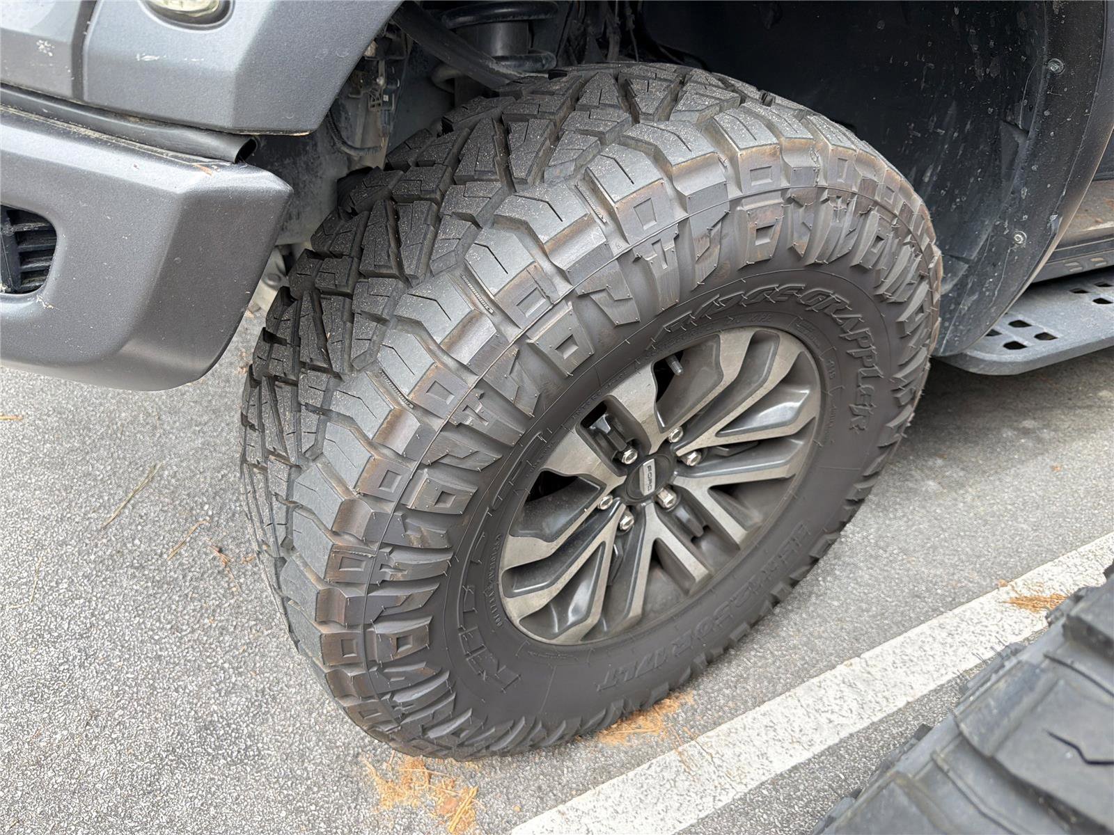 Used 2019 Ford F150 Raptor w/ Equipment Group 802A Luxury AWD/4WD image 8