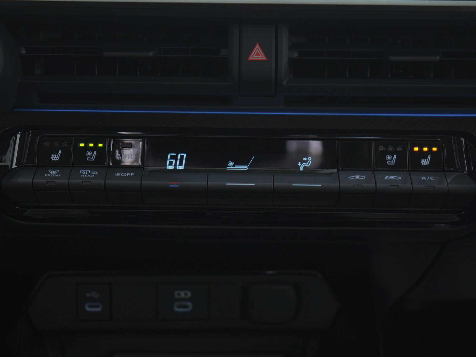 Used 2025 Toyota Prius Limited image 19