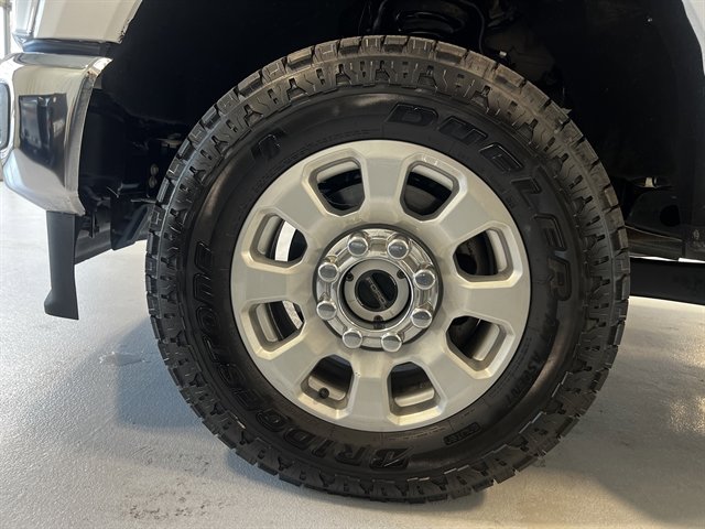 Used 2024 Ford F250 XLT image 31
