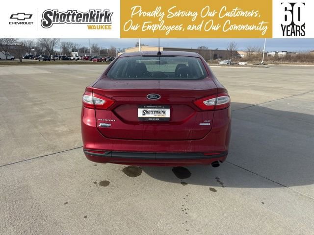 Used 2013 Ford Fusion SE image 4