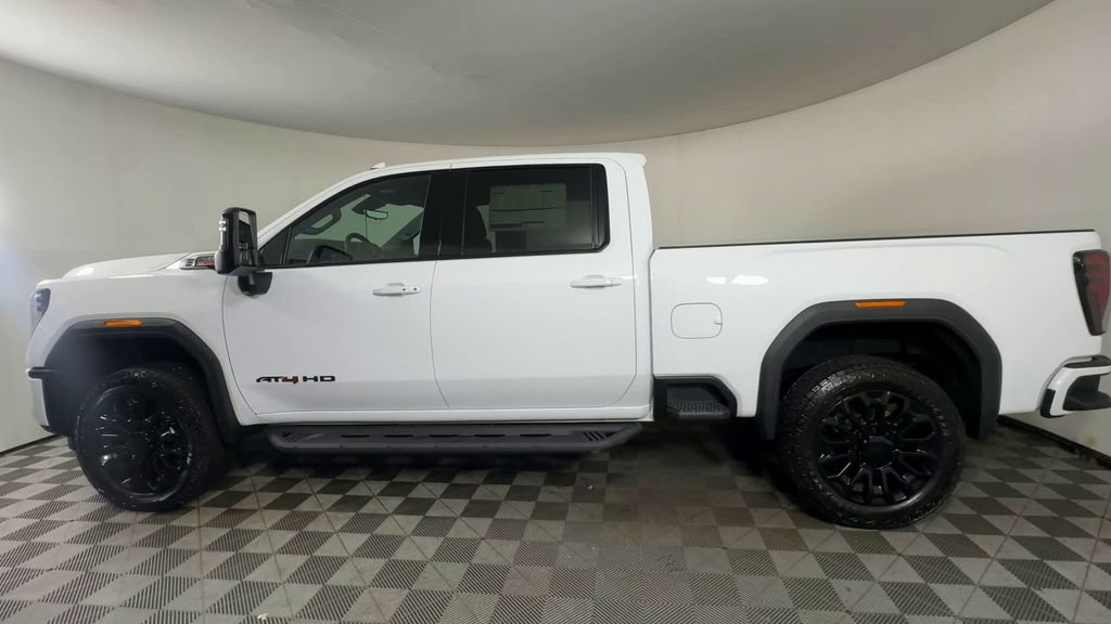 New 2026 GMC Sierra 2500 AT4 w/ Technology Package AWD/4WD image 8