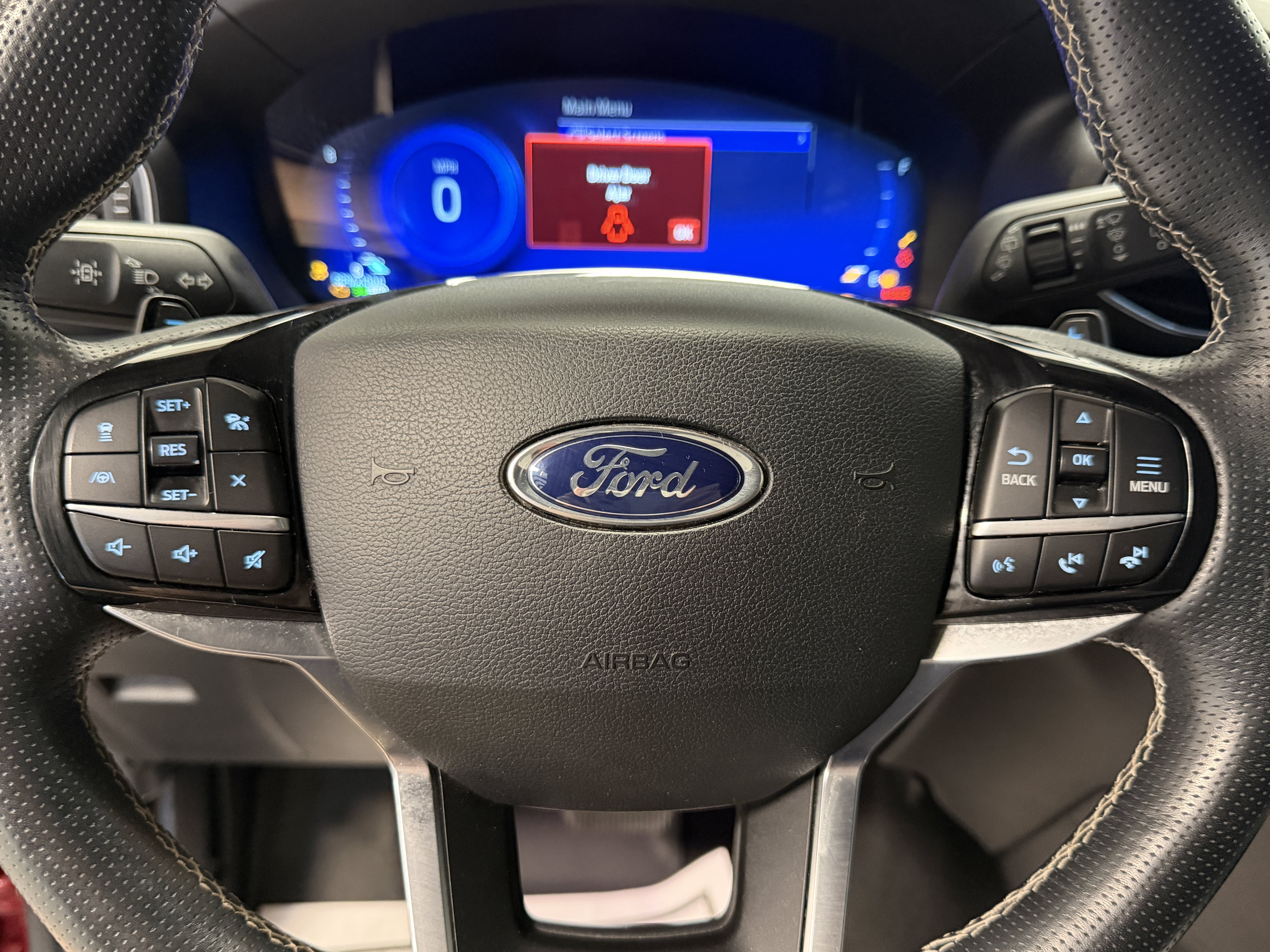 Used 2021 Ford Explorer ST w/ Equipment Group 401A AWD/4WD image 17