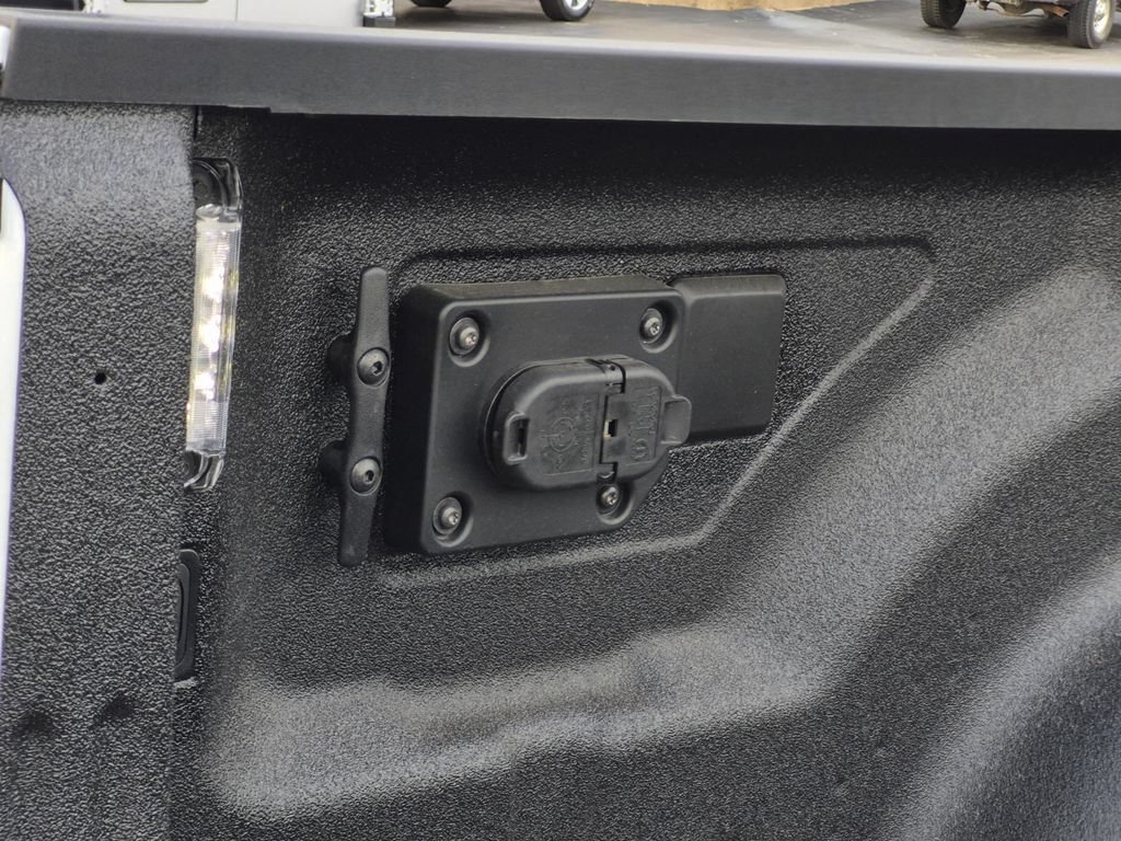 New 2027 RAM 3500 Lone Star AWD/4WD image 14