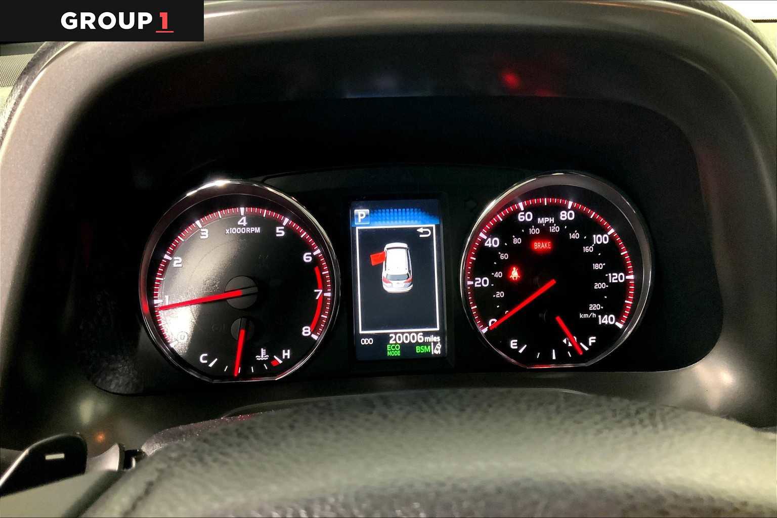 Used 2017 Toyota RAV4 SE image 25