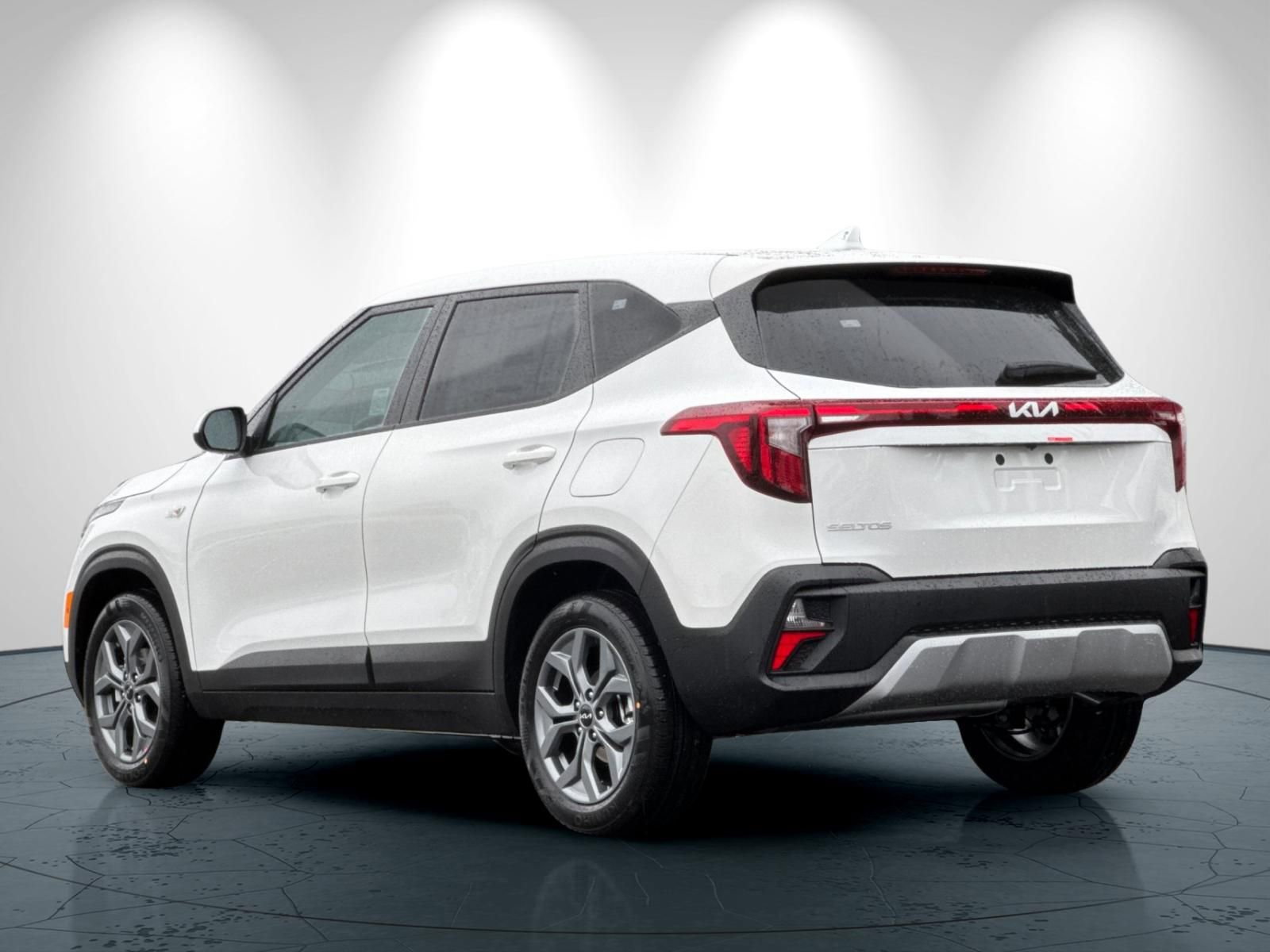 New 2026 Kia Seltos LX image 6