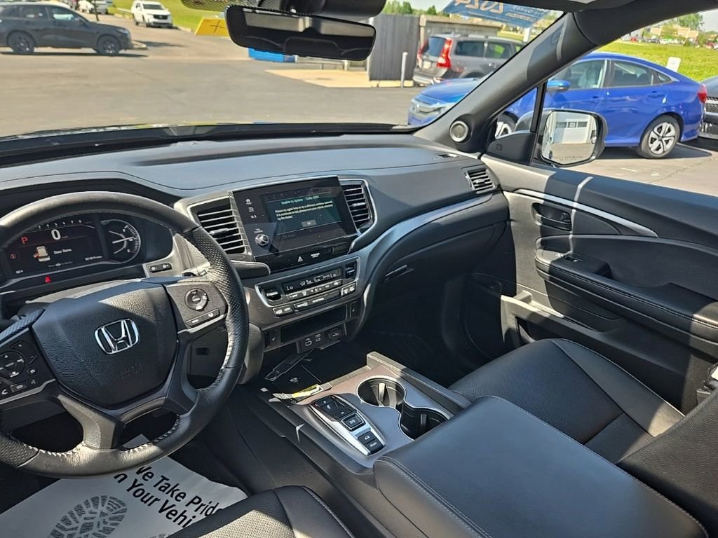 Certified 2024 Honda Passport EX-L image 28