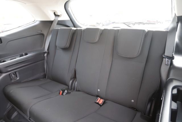 Used 2024 Subaru Ascent Premium w/ Convenience Package image 19