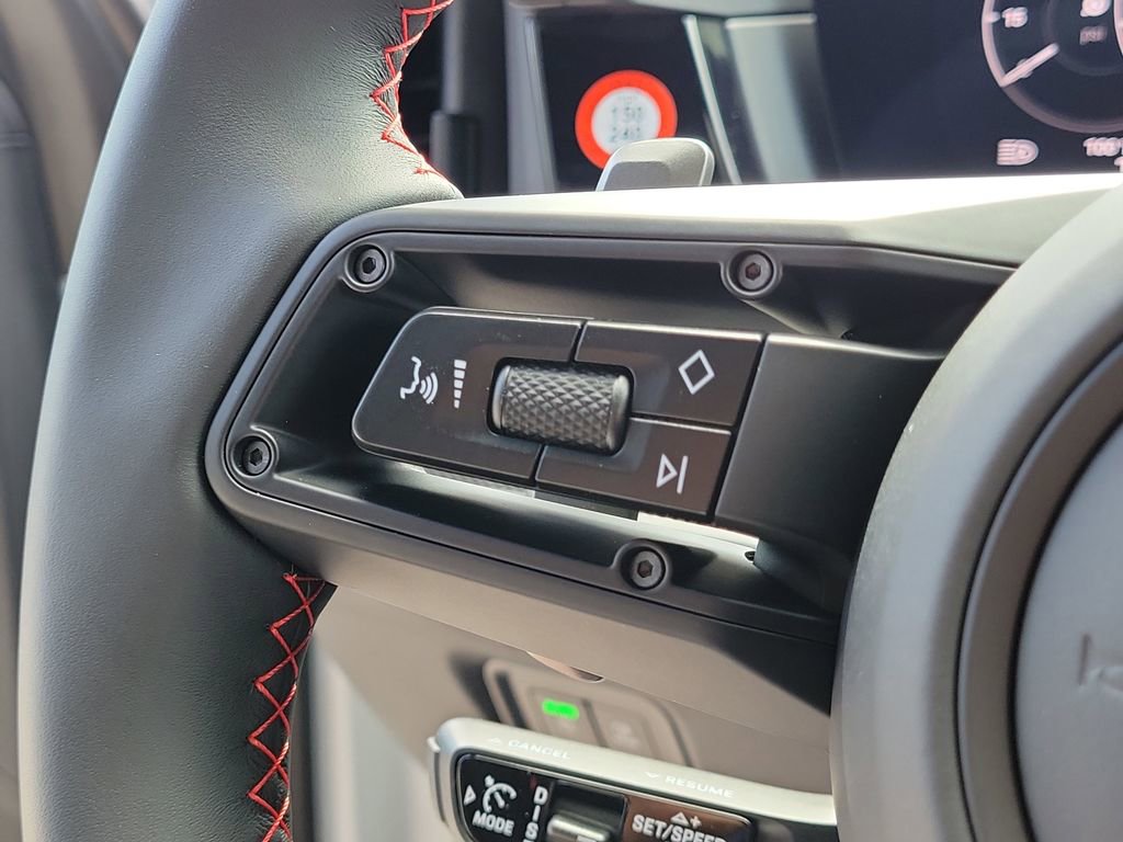 New 2026 Porsche Cayenne GTS AWD/4WD image 35