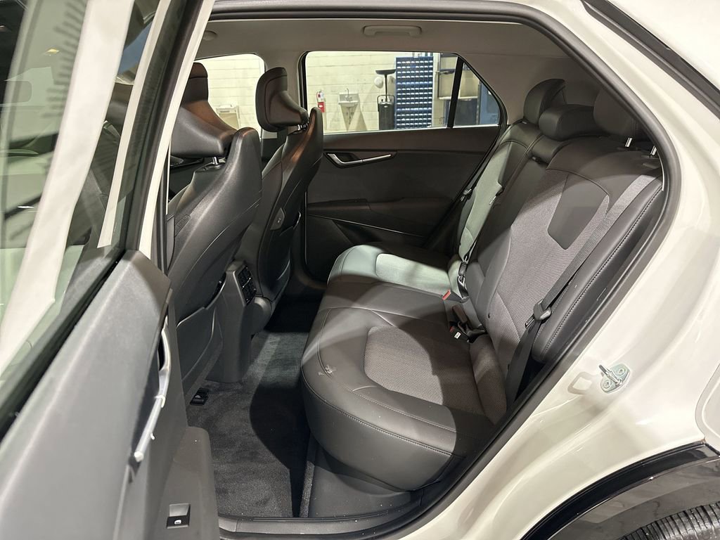 Used 2024 Kia Niro Wind image 23