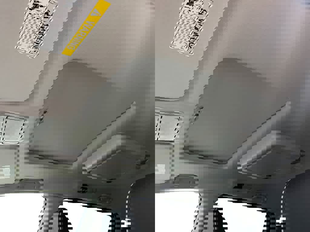 New 2026 Honda Odyssey Touring image 22