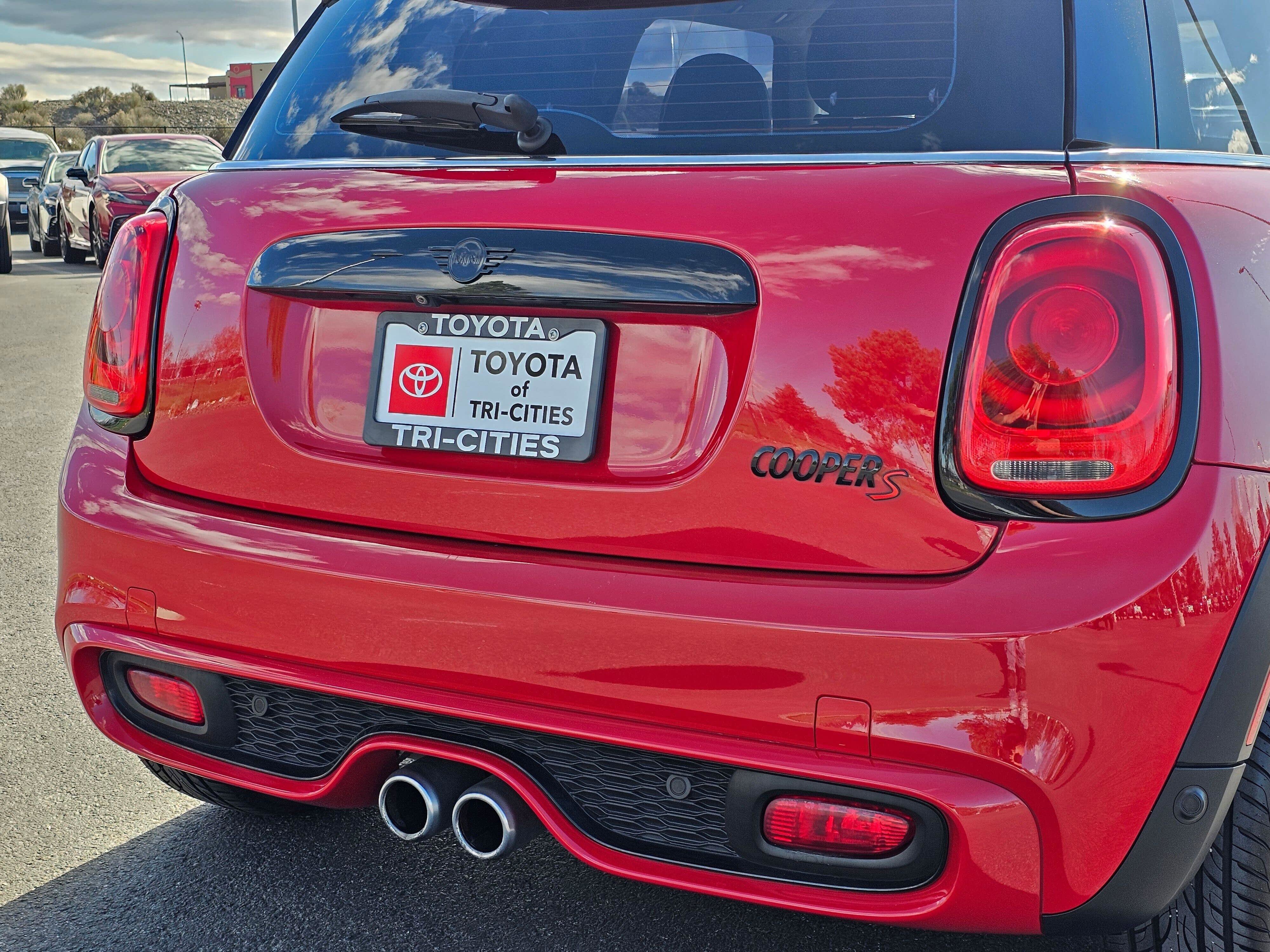 Used 2020 MINI Cooper S image 12
