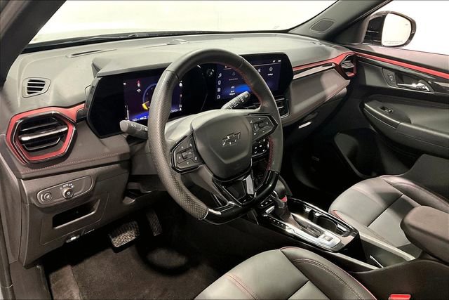 Used 2025 Chevrolet TrailBlazer RS w/ Convenience Package image 17