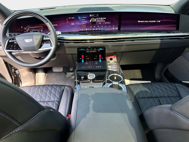 Certified 2025 Cadillac Escalade IQ Sport 1 AWD/4WD image 20