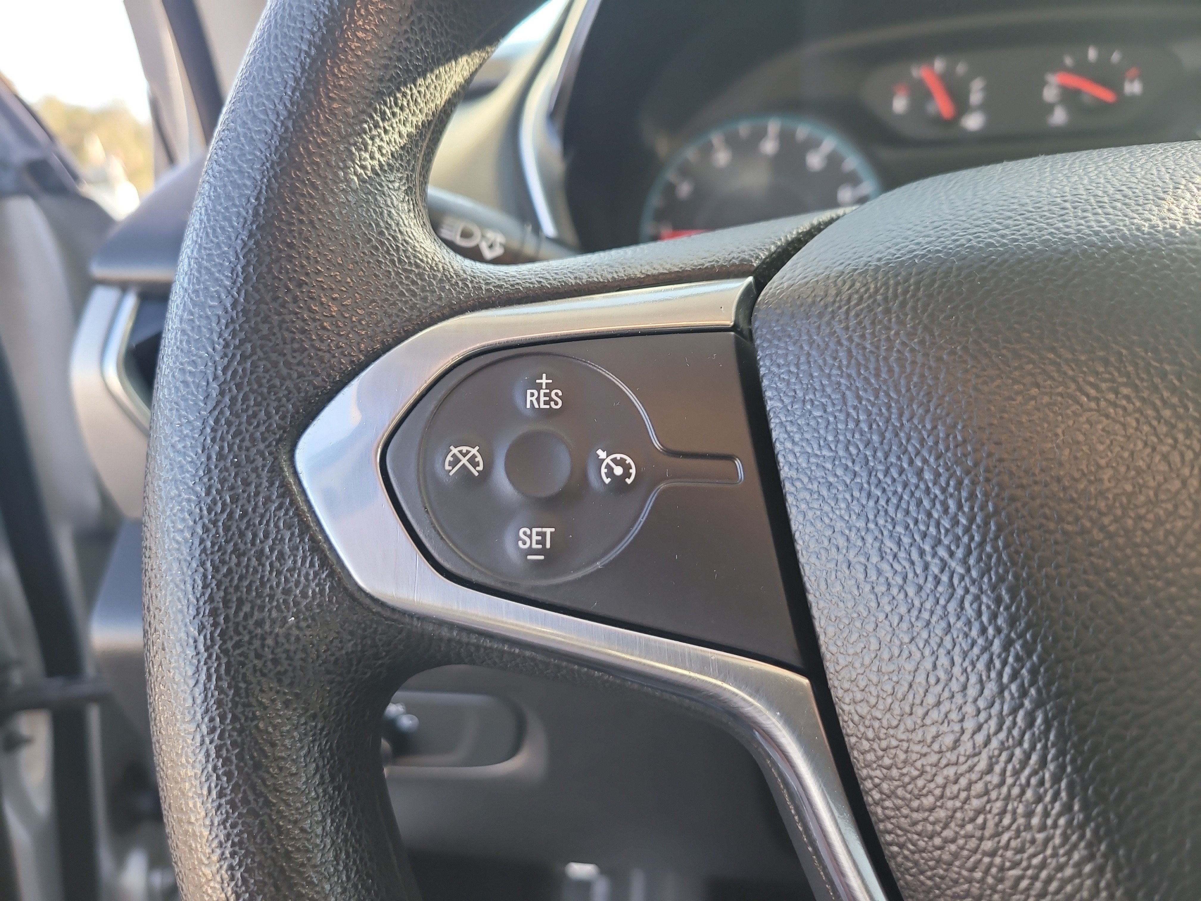 Used 2020 Chevrolet Traverse LS FWD image 28