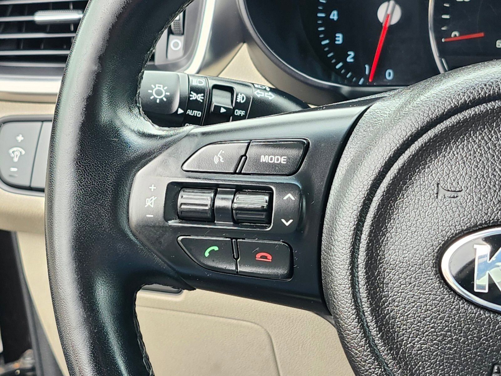 Used 2017 Kia Sorento EX AWD/4WD image 29