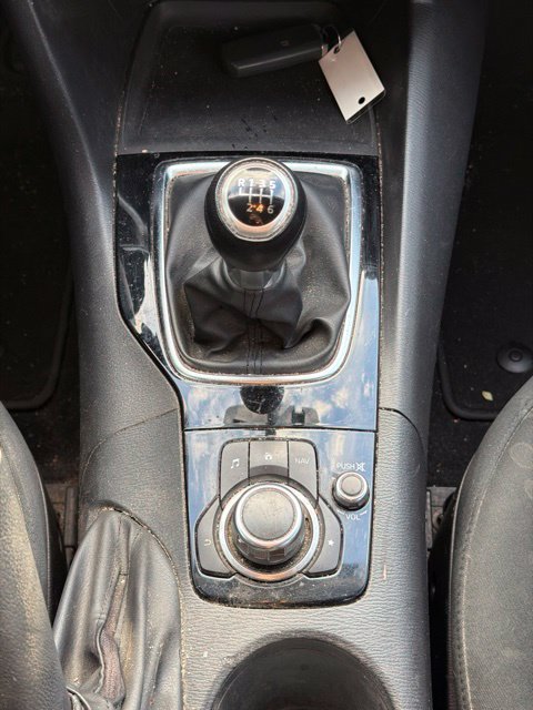 Used 2016 MAZDA MAZDA3 i Sport w/ Preferred Equipment Package FWD image 13