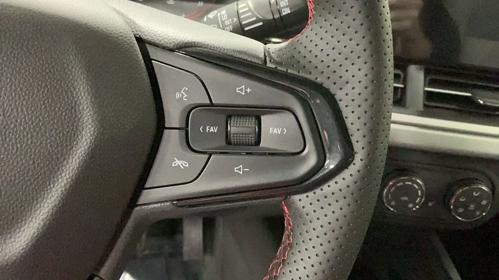 New 2026 Chevrolet Trax RS image 11