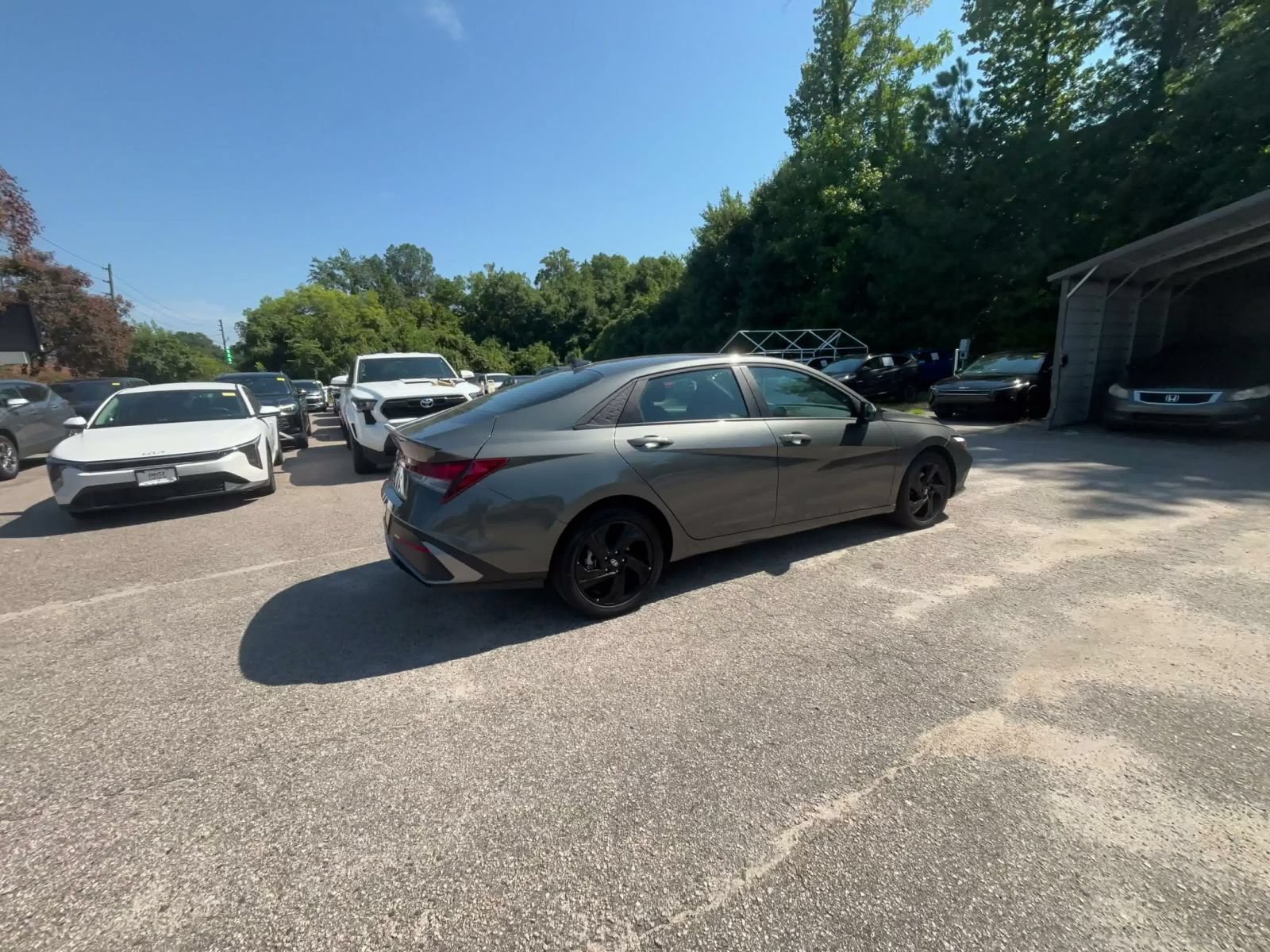Used 2026 Hyundai Elantra Sport FWD image 14