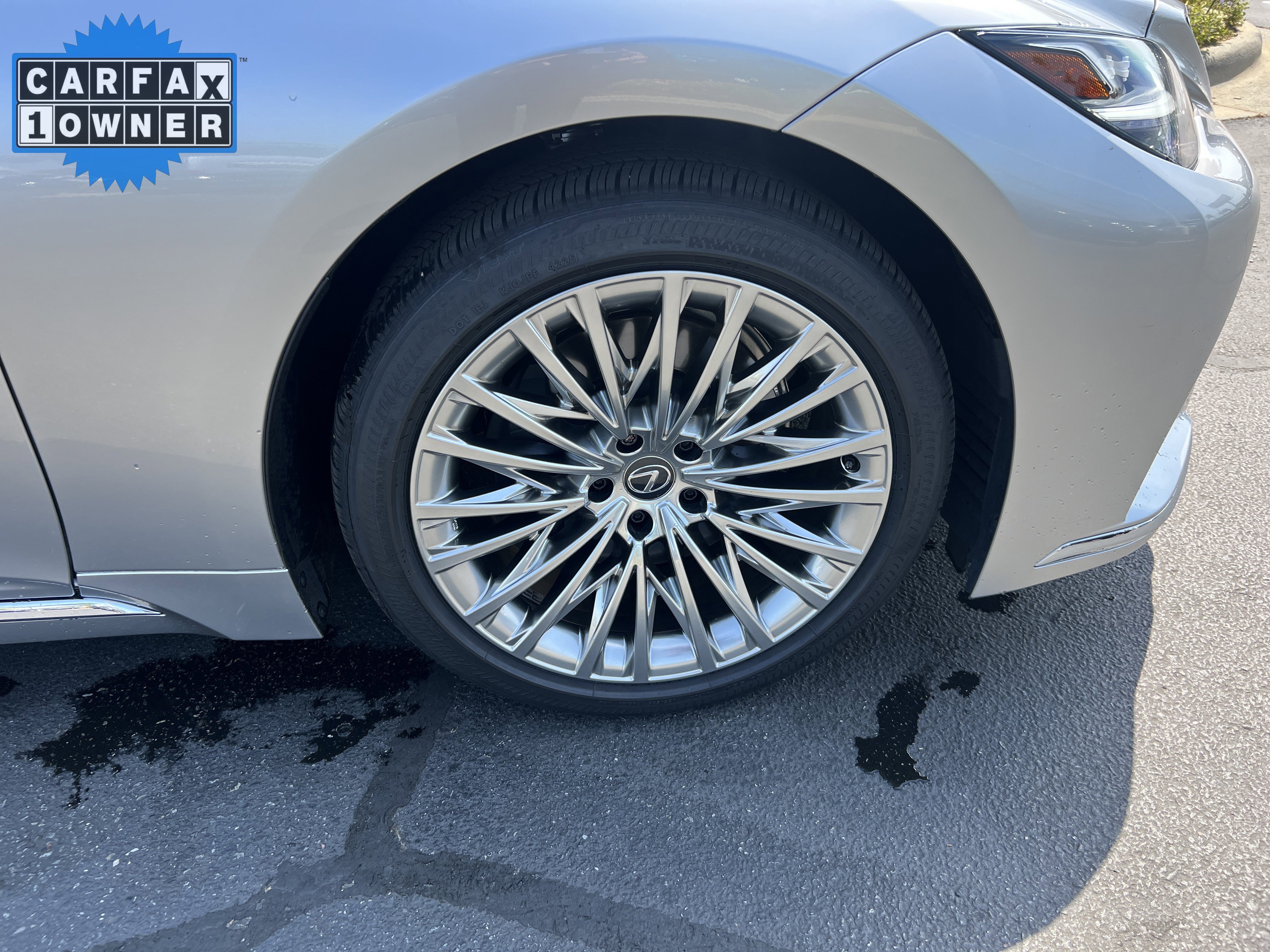 Used 2024 Lexus LS 500 RWD image 13