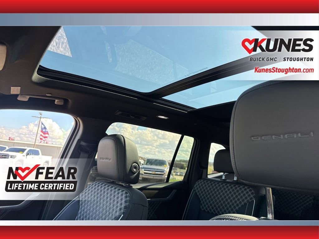 Used 2025 GMC Acadia Denali w/ Super Cruise Package AWD/4WD image 39