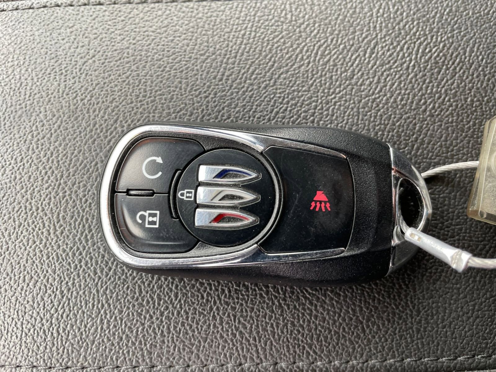 Used 2025 Buick Encore GX Preferred image 23