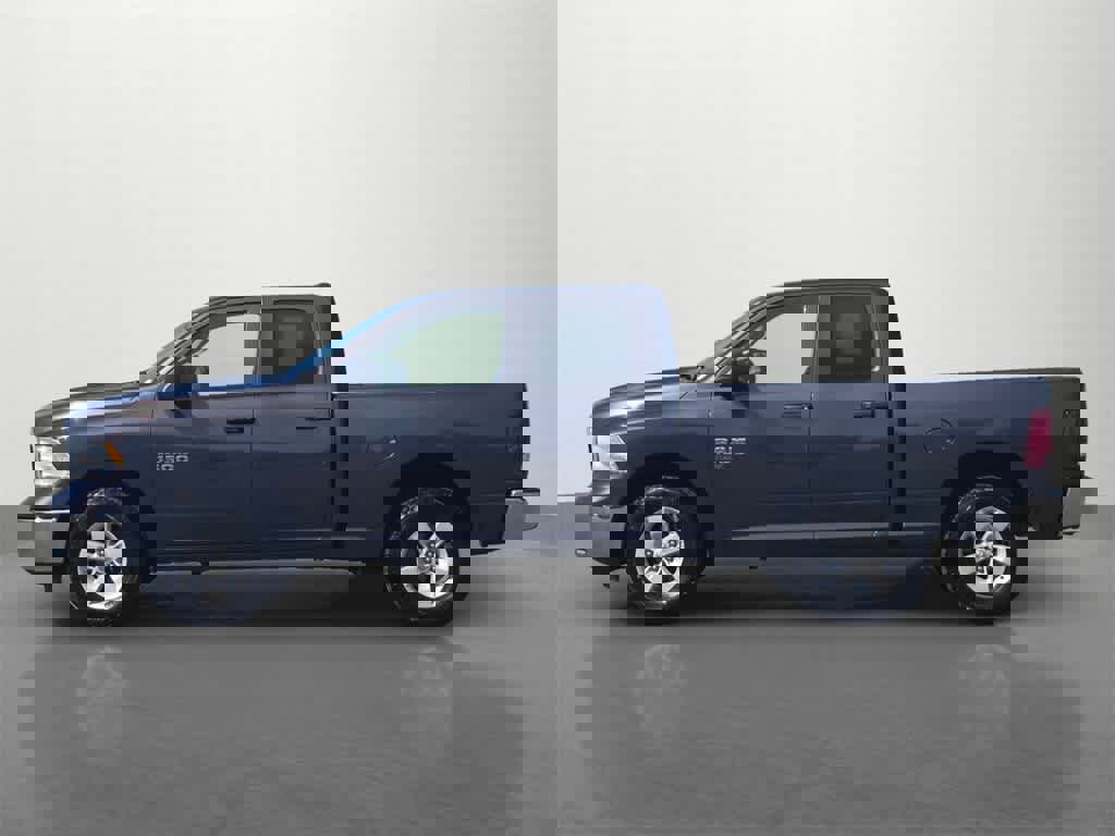 Used 2024 RAM 1500 Classic SLT image 3