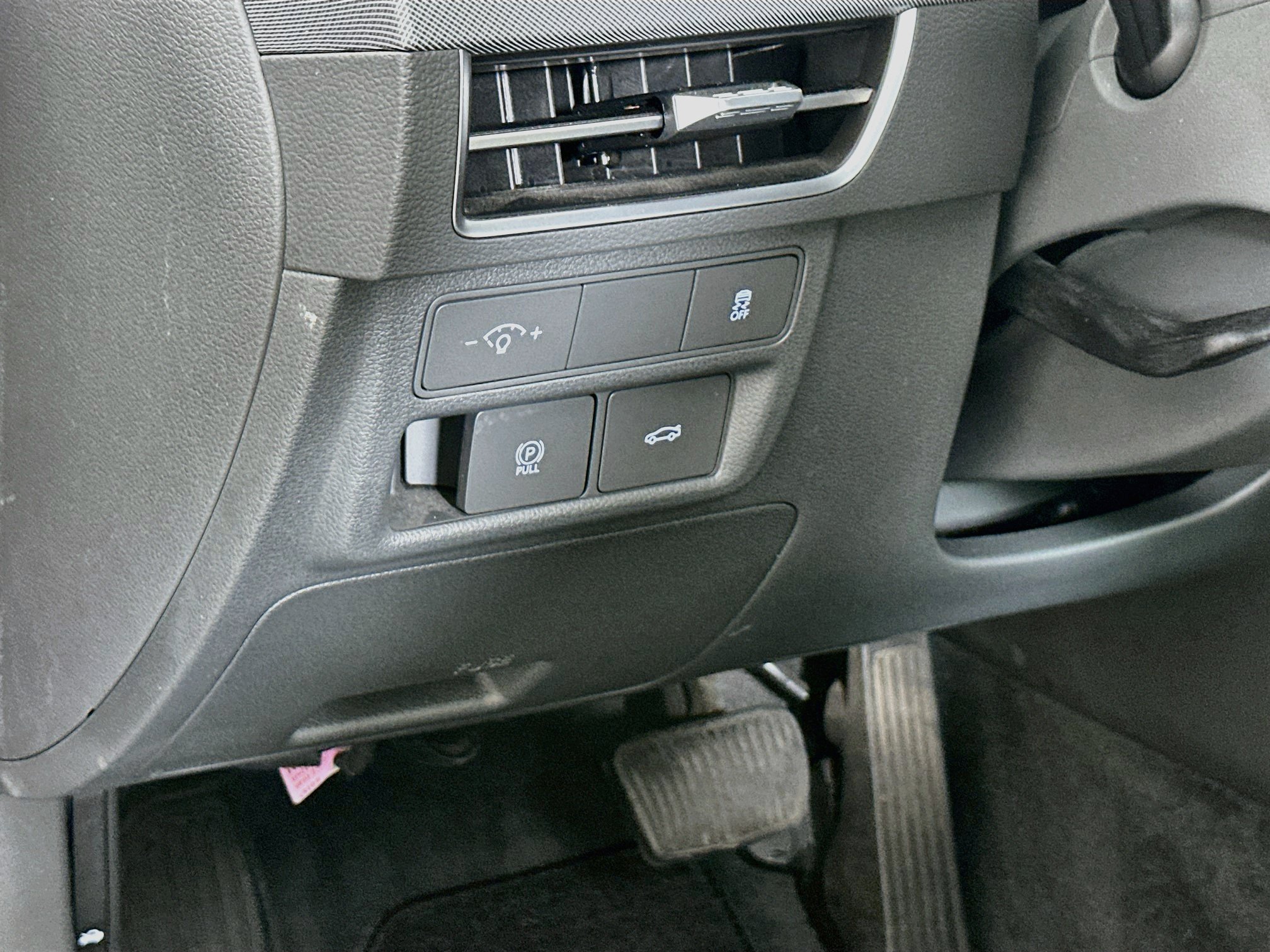 Used 2024 Hyundai Sonata SEL FWD image 17