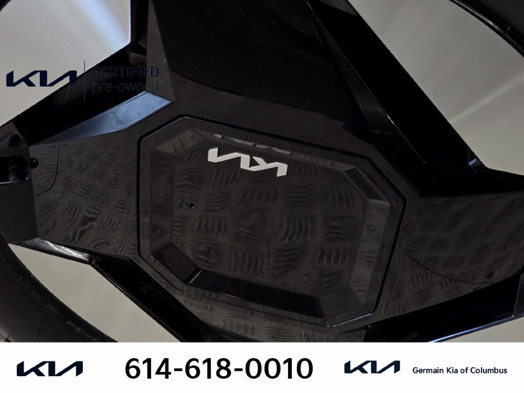 Certified 2024 Kia EV9 Light RWD image 12